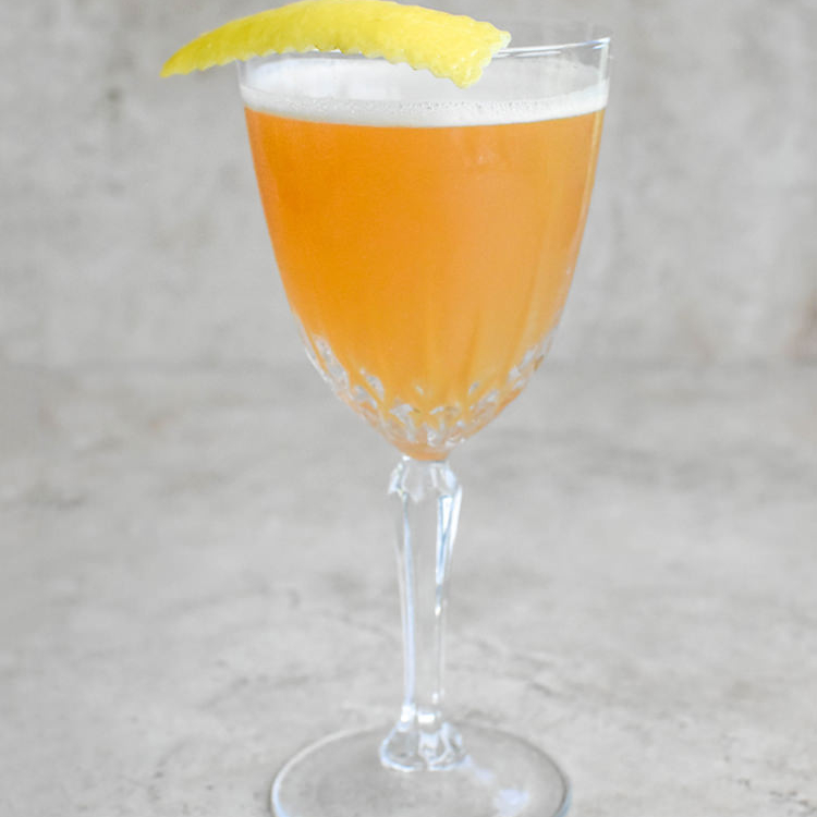 A Play on Two Classic Cocktails – The Fast Car